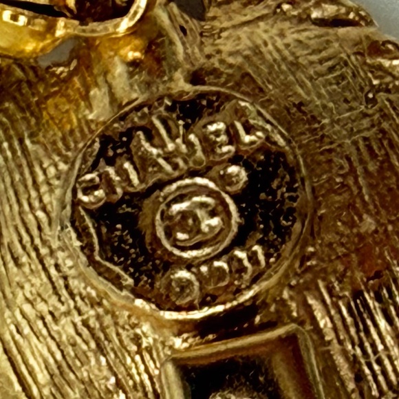 Auth. Chanel 1981 Signed Paris Baroque Glass Pearls Choker Collar Necklace 15 in - Picture 6 of 11